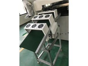注塑機(jī)側(cè)小皮帶機(jī)